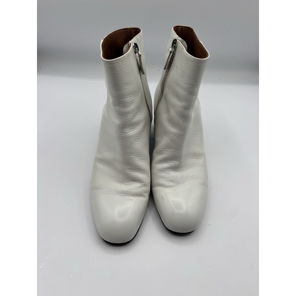 Laurence Dacade White Booties Block Heel Scuffs Size 37/6.5‎ Almond Toe Casual